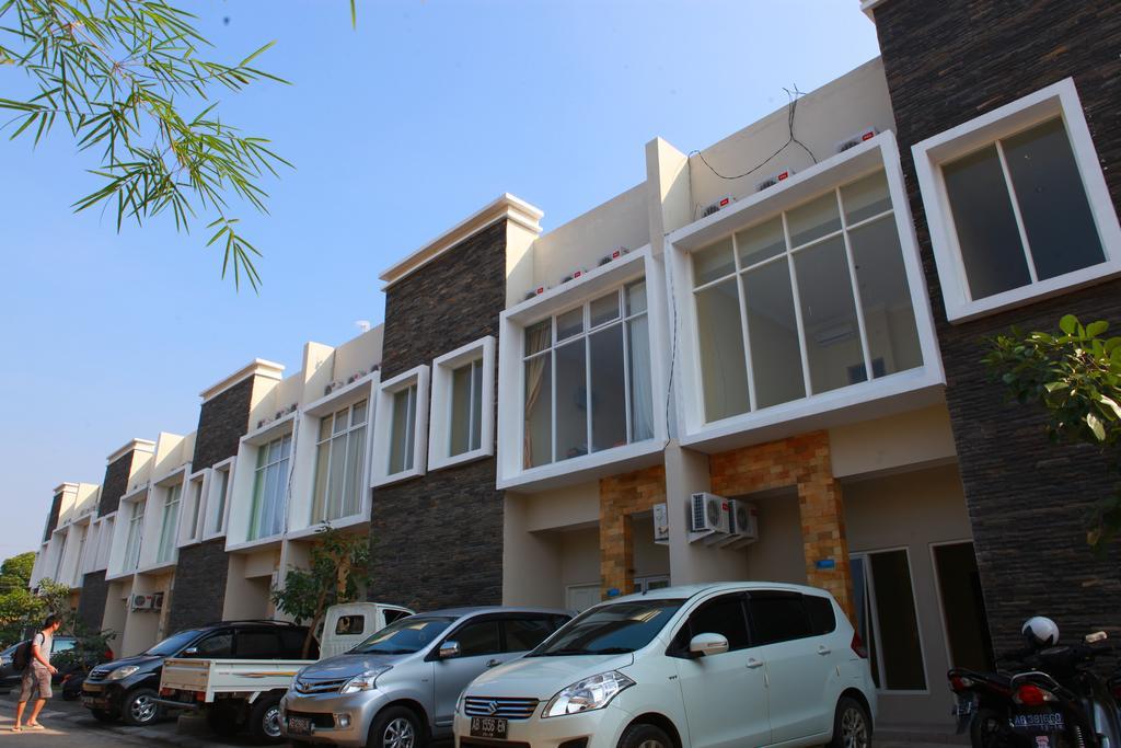 Seroja Kostel Golo Yogyakarta Exterior foto